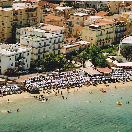 Casa Vacanze Lido Azzurro Agropoli Esterno foto